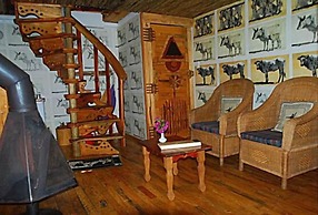 Sycamore Avenue Treehouses