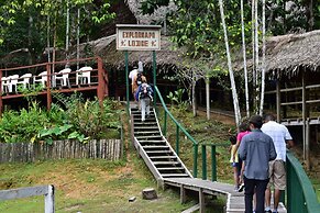 ExplorNapo Lodge