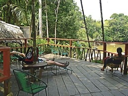 ExplorNapo Lodge