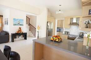 Vineland Holiday Villas