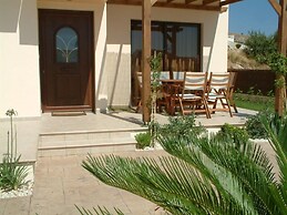 Vineland Sheromyli Villas