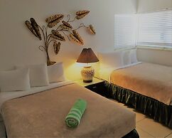 Manhattan Tower Apartment Hotel