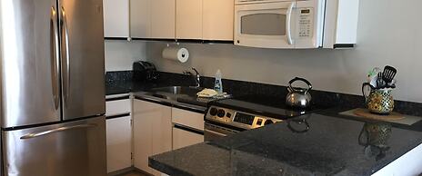 Manhattan Tower Apartment Hotel