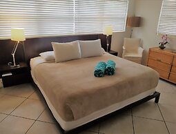 Manhattan Tower Apartment Hotel