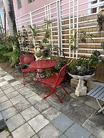 Manhattan Tower Apartment Hotel