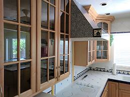 Manhattan Tower Apartment Hotel