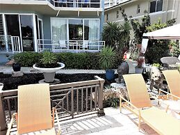 Manhattan Tower Apartment Hotel