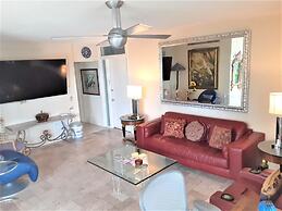 Manhattan Tower Apartment Hotel