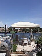 Manhattan Tower Apartment Hotel