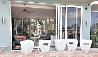 Manhattan Tower Apartment Hotel