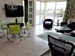 Manhattan Tower Apartment Hotel