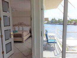 Manhattan Tower Apartment Hotel