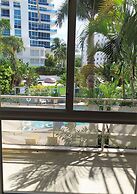 Manhattan Tower Apartment Hotel