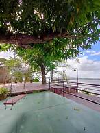 Pilgrim's Kitchen & Inn