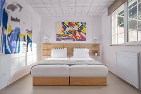 The White Villa At Sani