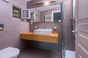 The White Villa At Sani