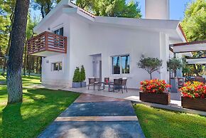 The White Villa At Sani