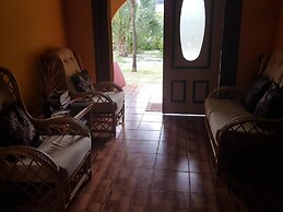 Anse Kerlan Beach Chalets