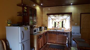 Anse Kerlan Beach Chalets