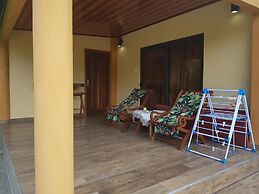 Anse Kerlan Beach Chalets