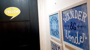 Crossroads Hostel Manila