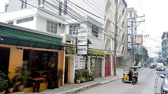 Crossroads Hostel Manila