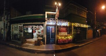 Crossroads Hostel Manila