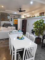 Crossroads Hostel Manila