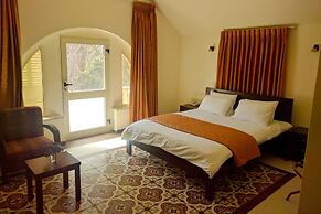 Alhambra Palace Hotel Suites