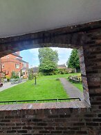 The Manor Guesthouse