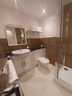 The Manor Guesthouse