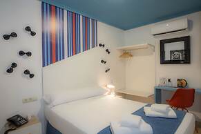 Casual Vintage Valencia Hotel