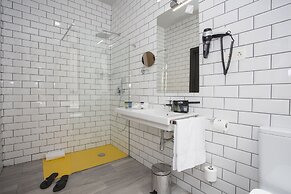 Casual Vintage Valencia Hotel