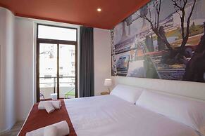 Casual Vintage Valencia Hotel