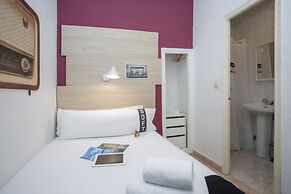 Casual Vintage Valencia Hotel