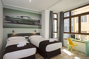 Casual Vintage Valencia Hotel
