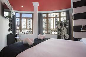 Casual Vintage Valencia Hotel