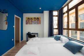 Casual Vintage Valencia Hotel