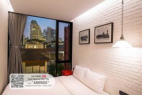 Sleep Box Sukhumvit 22