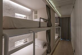 Sleep Box Sukhumvit 22 - Hostel