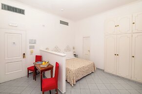 Hotel Palatium Mari