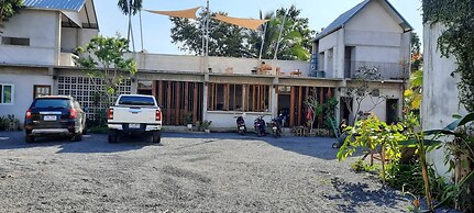 Mountain Blue Cottage