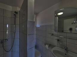 Immanuel Wilderness Lodge