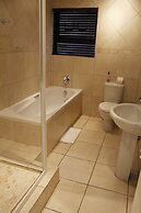 Amani Guest Lodge