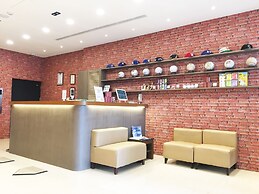 La Hotel - Baseball Theme Hall