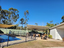 Capricorn Villas