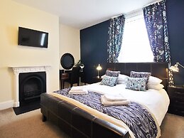 Rosslyn House