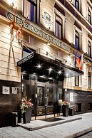 DOM Boutique Hotel by Authentic Hotels