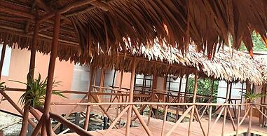 Avatar Amazon Lodge & Canopy Park