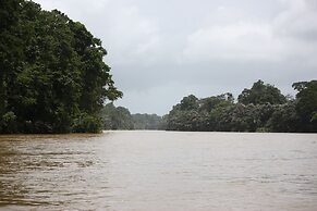 Rana Roja Lodge